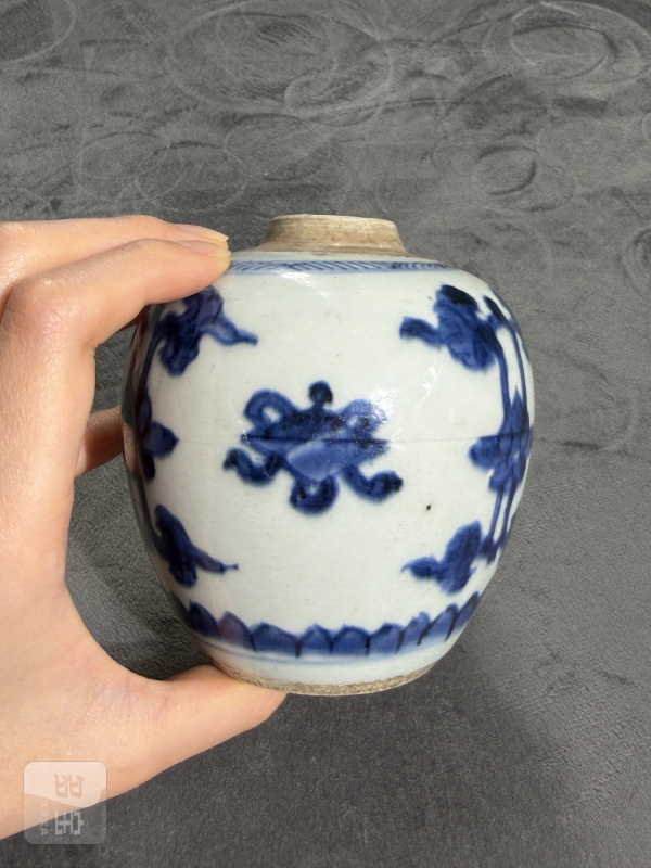 清康熙青花杂宝纹小罐 - 图3